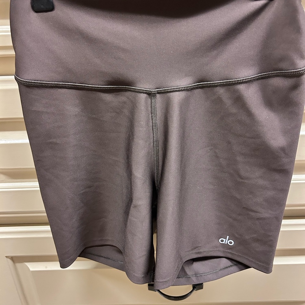 ALO Airlift Energy Short